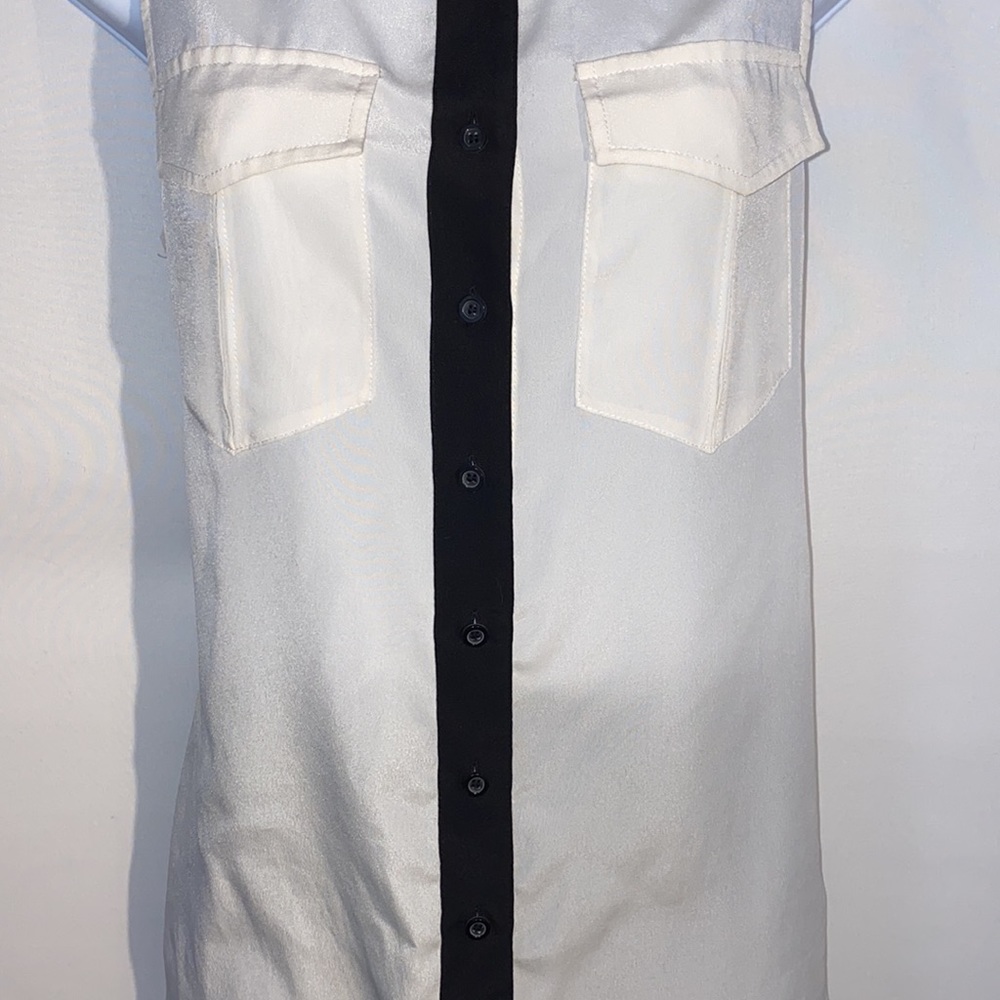 J. Crew sleeveless oversized button down blouse in white with black trim size 6 - Picture 4 of 11
